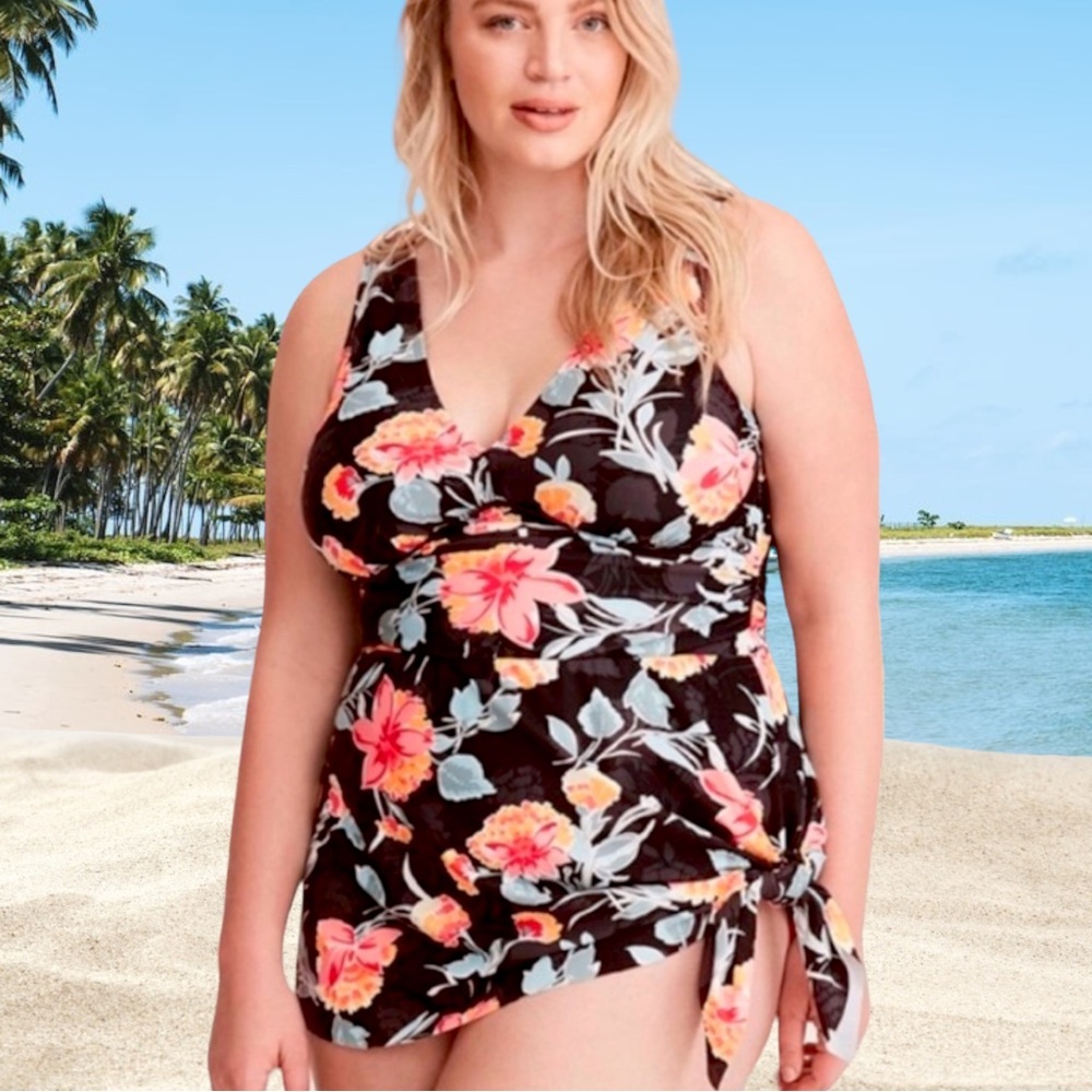 Torrid 0 L 12 Wireless Short Asymmetrical Swim Dress Floral Bathing Suit Plus 0X